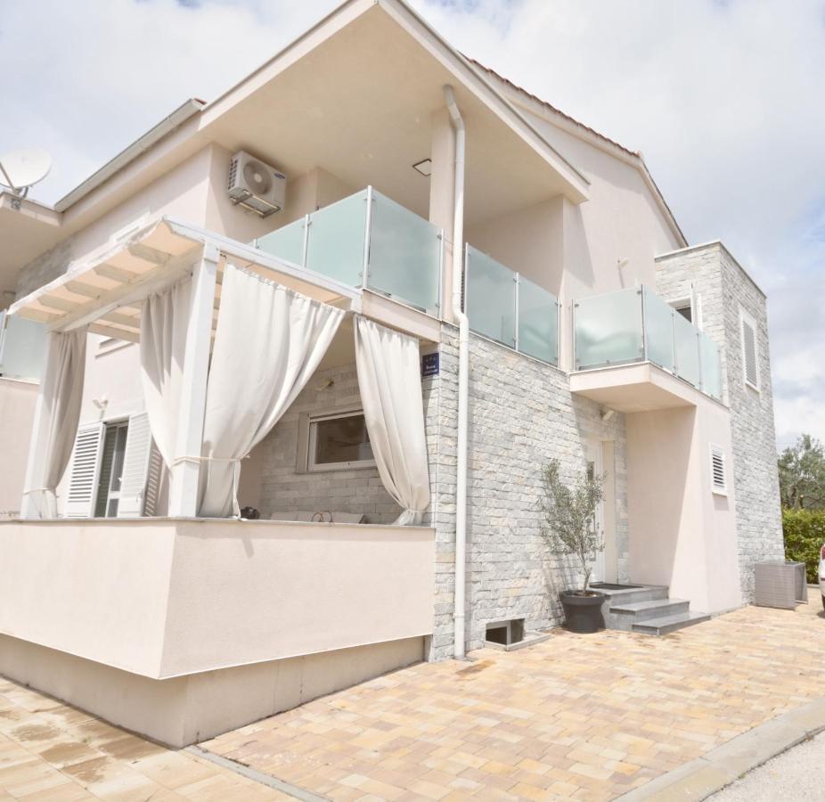 Apartment Josip 2 Tribunj  Exterior photo