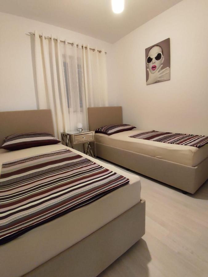 Apartment Josip 2 Tribunj  Exterior photo