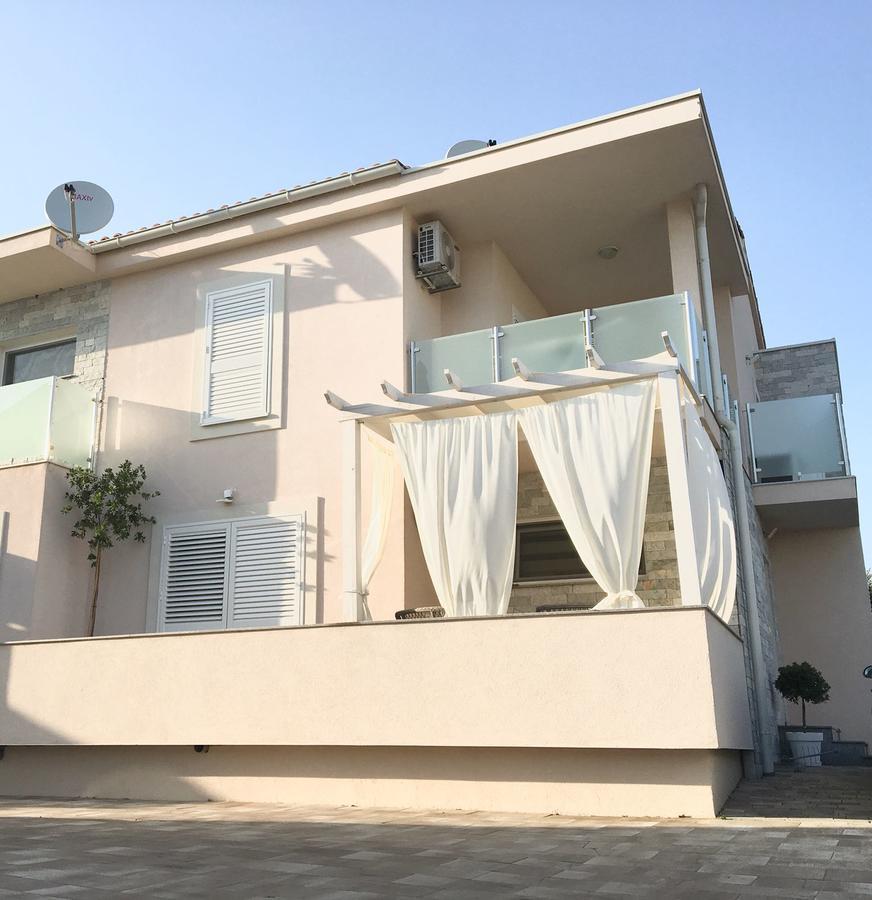 Apartment Josip 2 Tribunj  Exterior photo